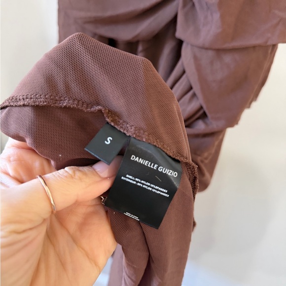 GUIZIO Lyla Twist Dress in Brown - Picture 7 of 8